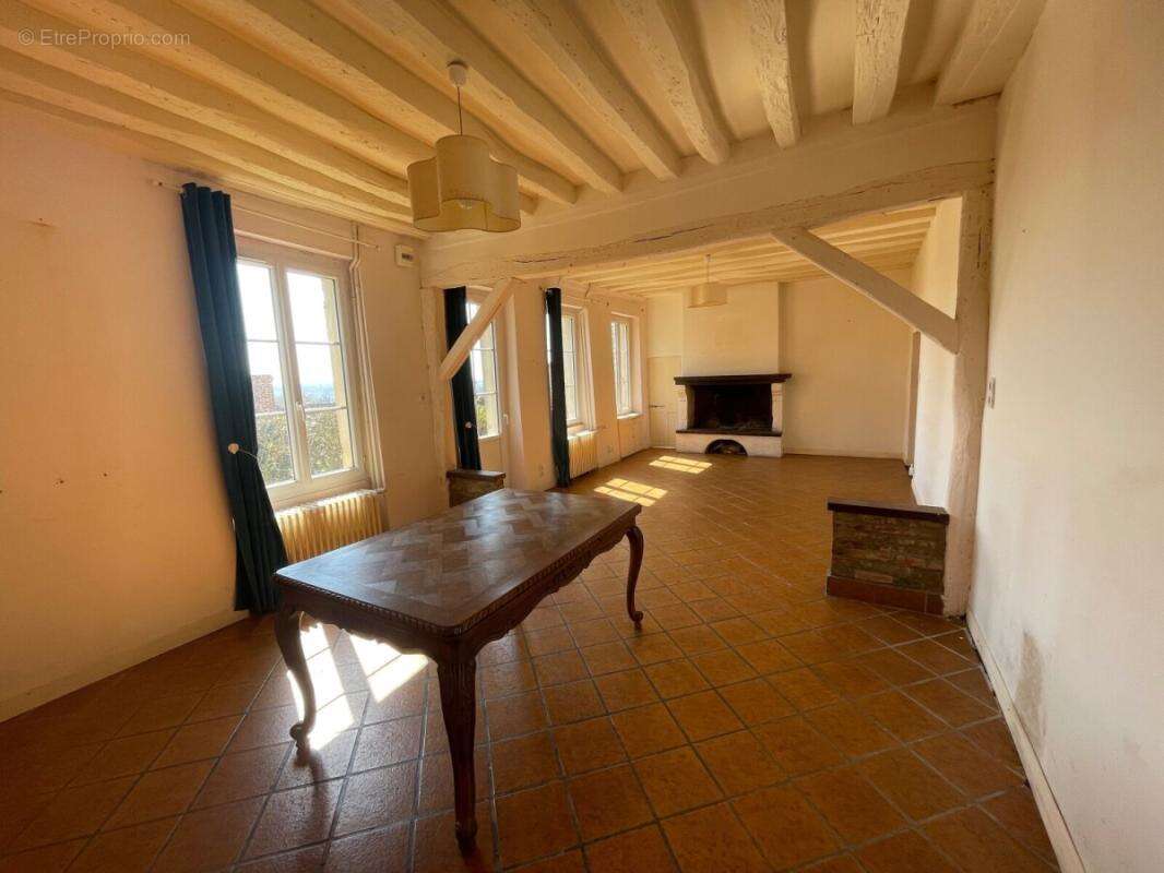 Maison à MOULINS-LA-MARCHE