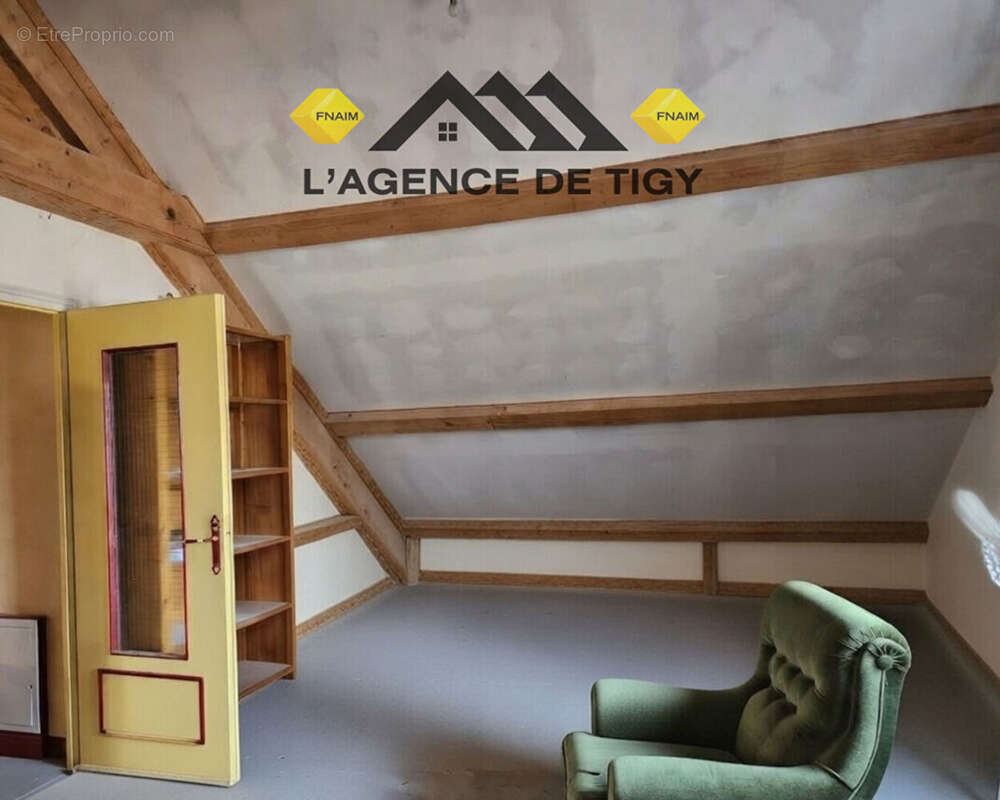 Maison à NEUVY-EN-SULLIAS