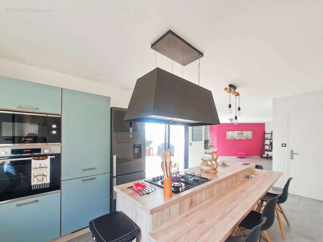 Maison à SAINT-LYPHARD