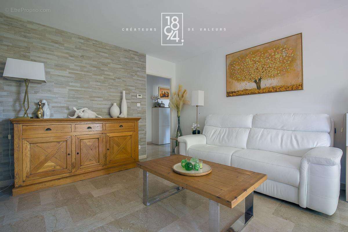 Appartement à MARSEILLE-9E