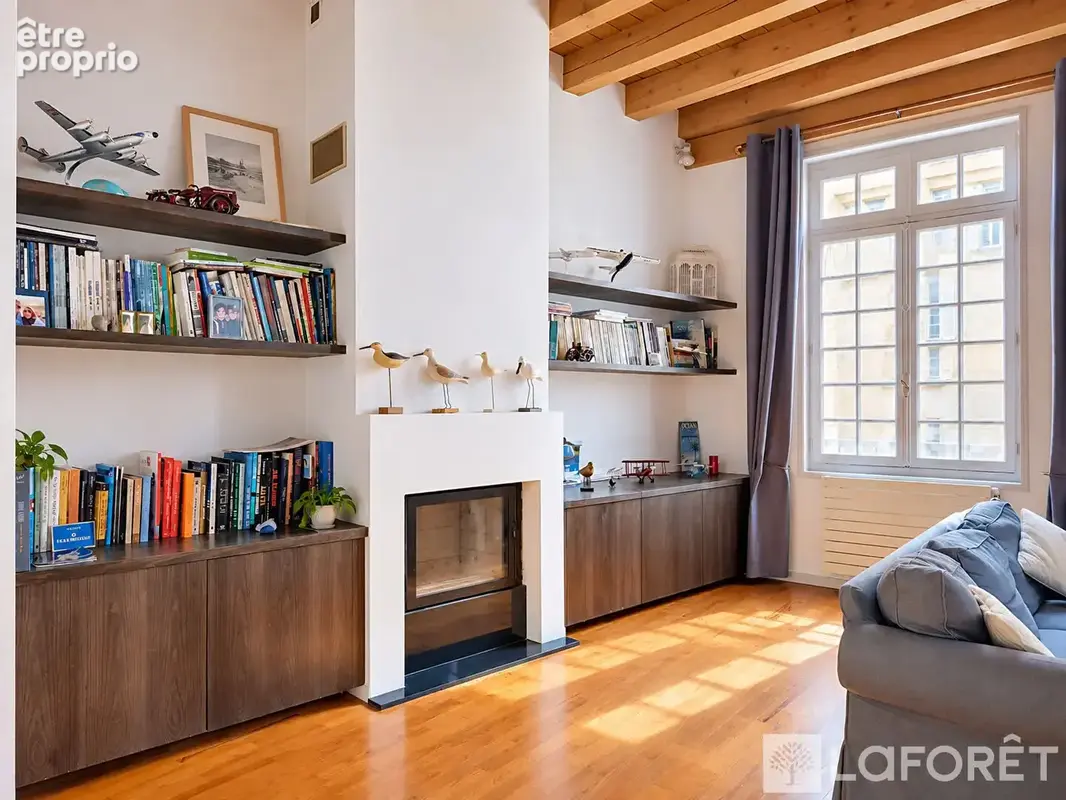 Maison de caractère  192 m²  Cour intérieure et garage 40 m² - photo 6