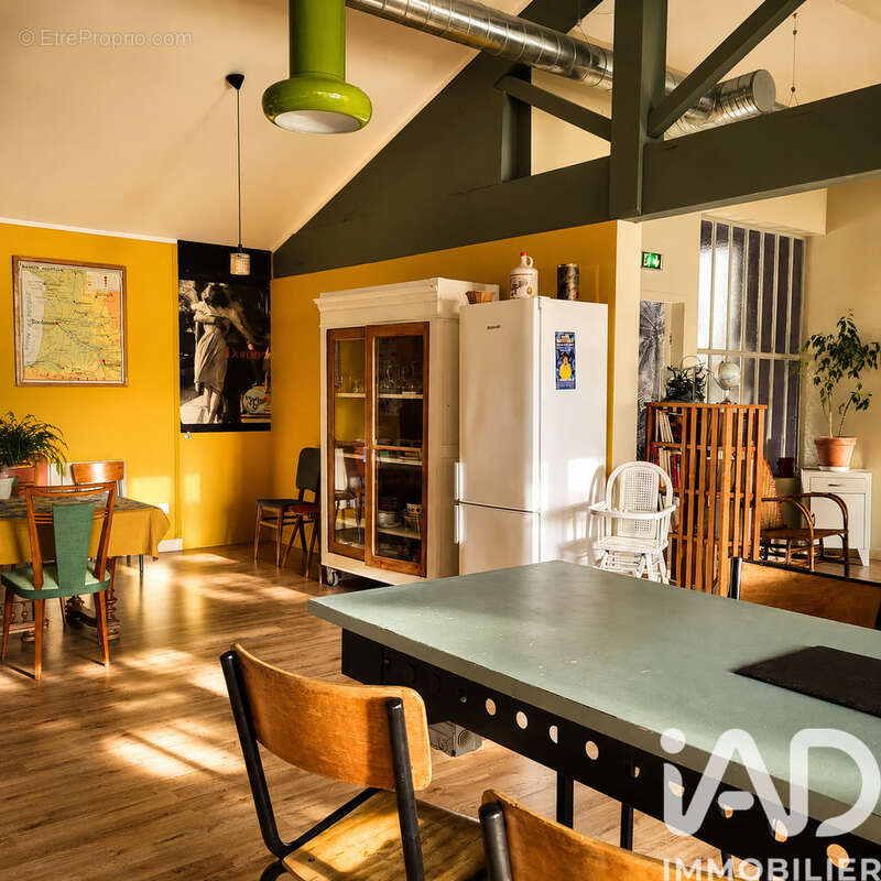 Maison 499 m² à Niort  - photo 8