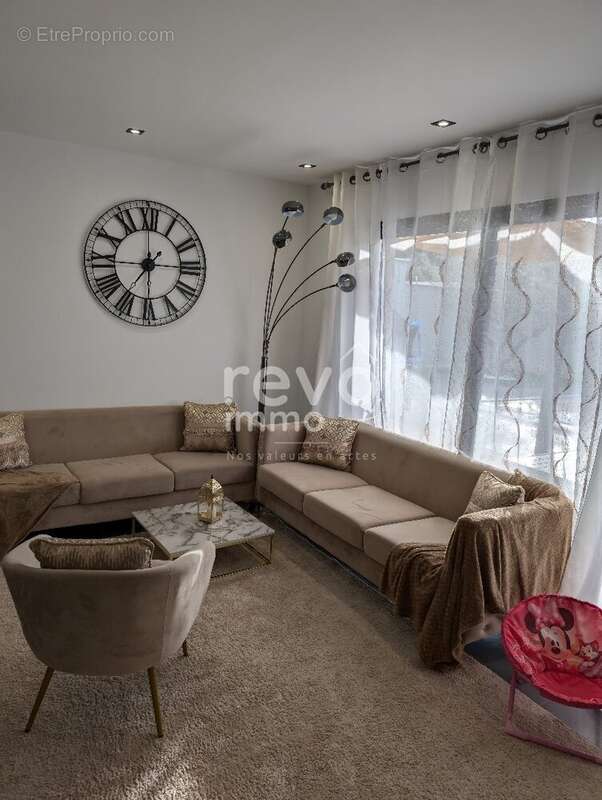 Maison à MIRABEL-AUX-BARONNIES