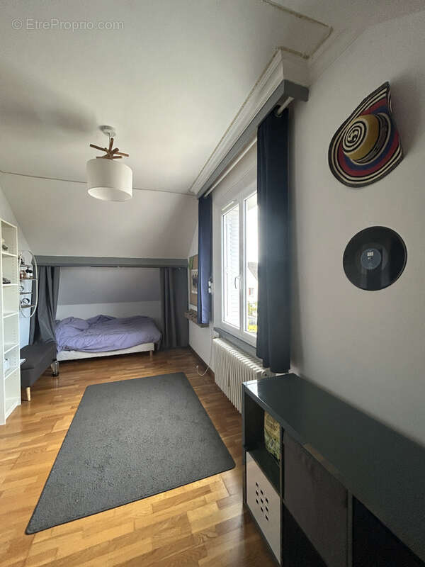 Maison à SAINT-JULIEN-LES-VILLAS