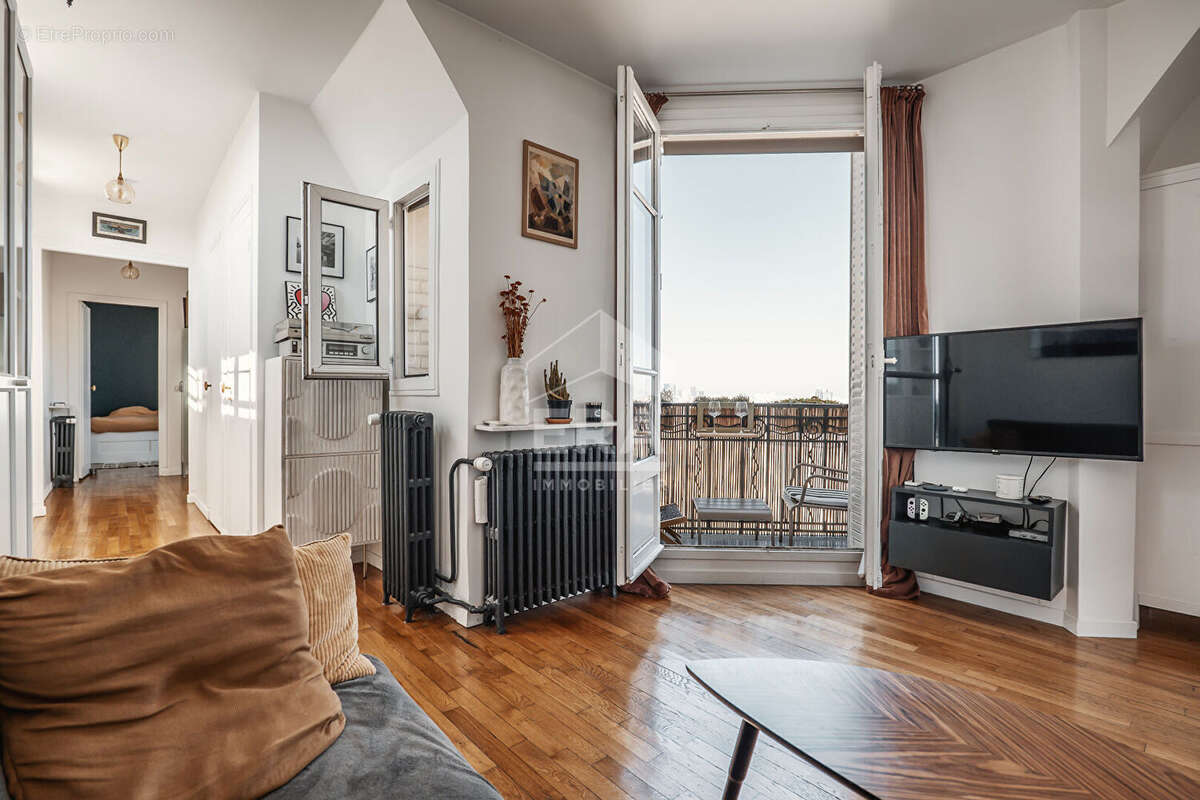 Appartement à PARIS-17E