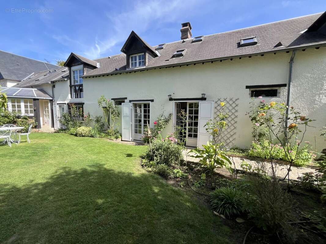 Maison à RAMBOUILLET