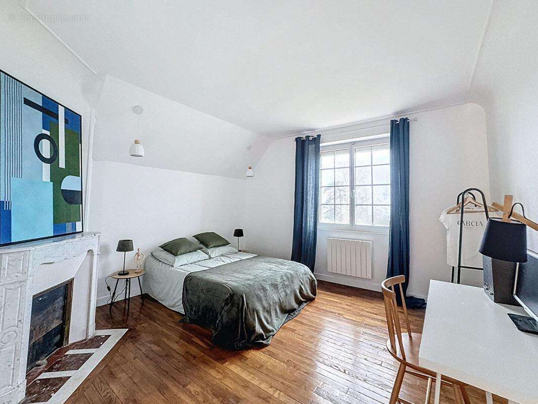 Maison à BOUSSY-SAINT-ANTOINE