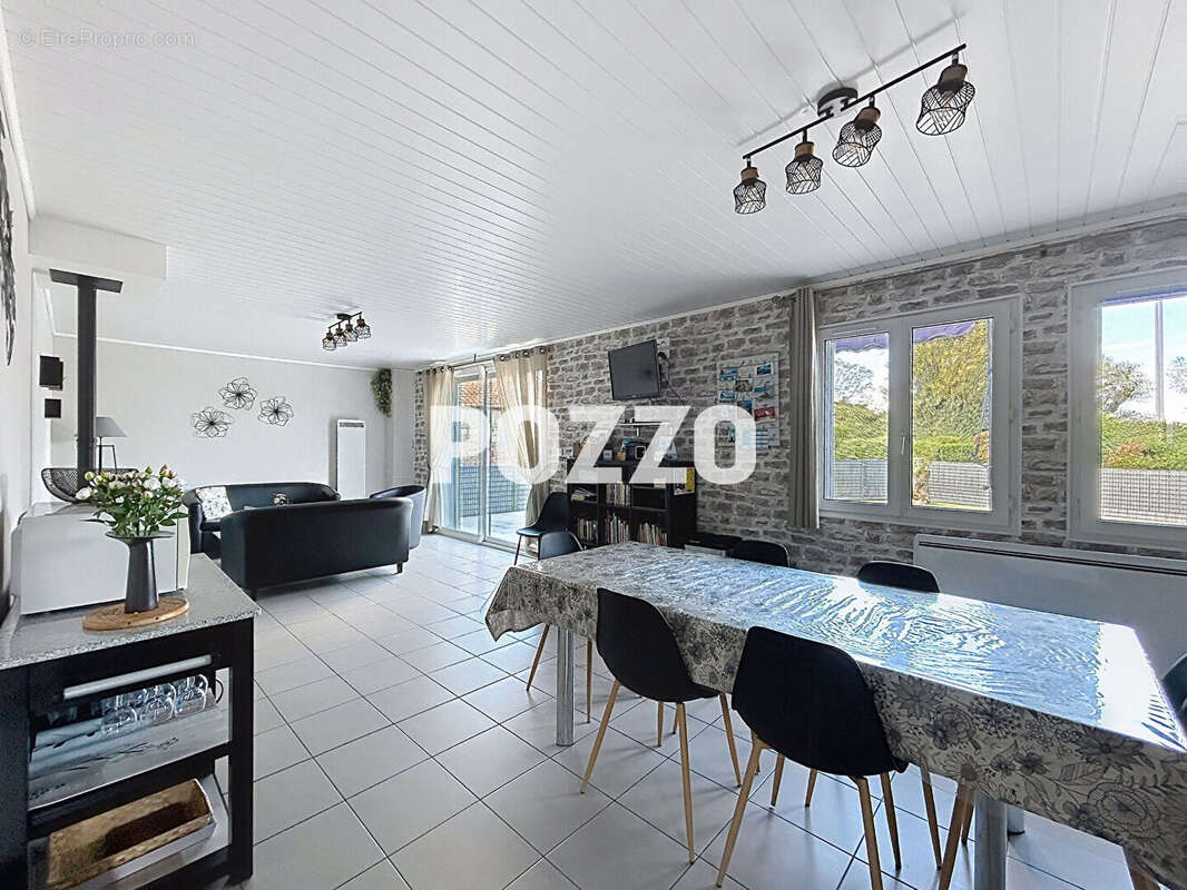 Maison à BLAINVILLE-SUR-MER