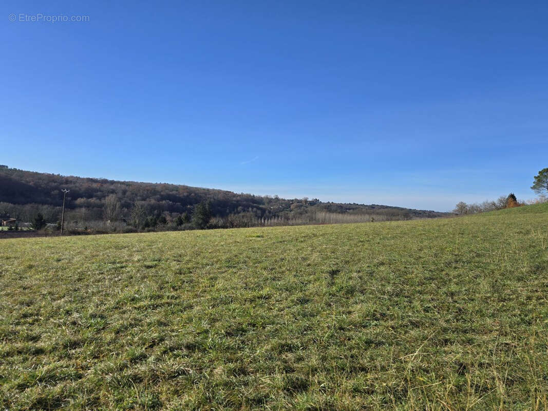 Terrain à ISSAC