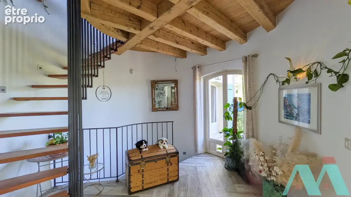Maison rénovée 5 pièces 180m2 sur terrain 8700m2 en Provence - photo 16