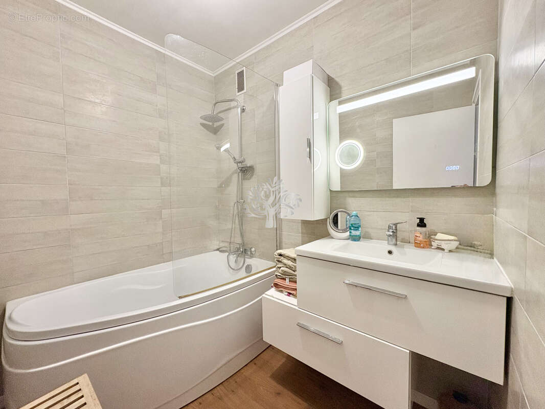 Appartement à SANARY-SUR-MER