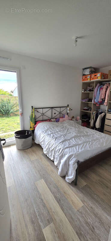 Maison à MOUTIERS-LES-MAUXFAITS