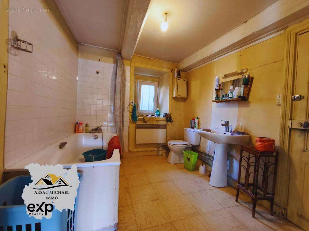 Maison à SAINT-GERMAIN-L&#039;HERM