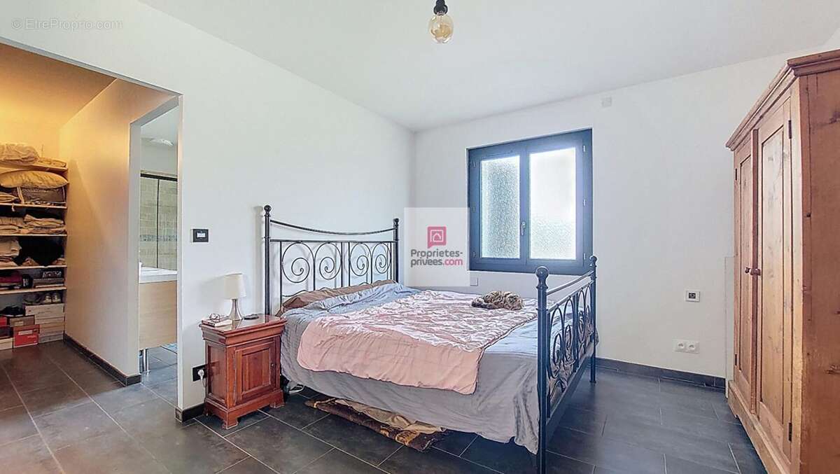 Maison à ROUFFIGNAC-SAINT-CERNIN-DE-REILHAC