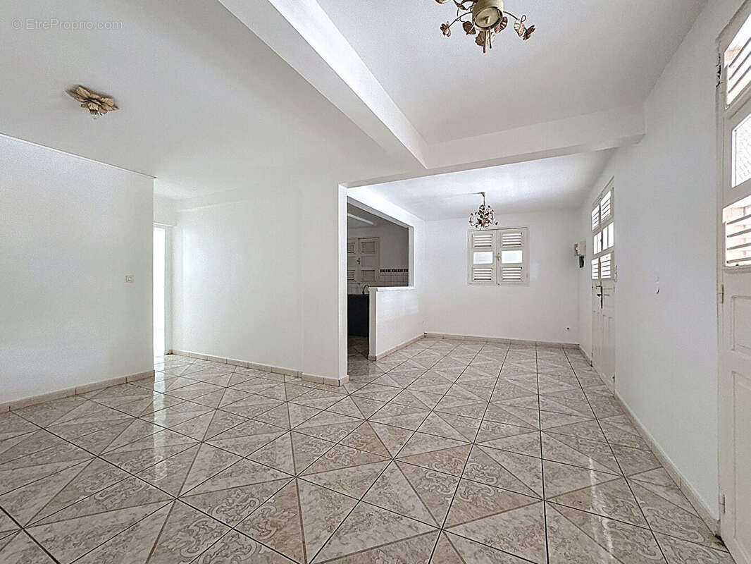 Appartement à FORT-DE-FRANCE