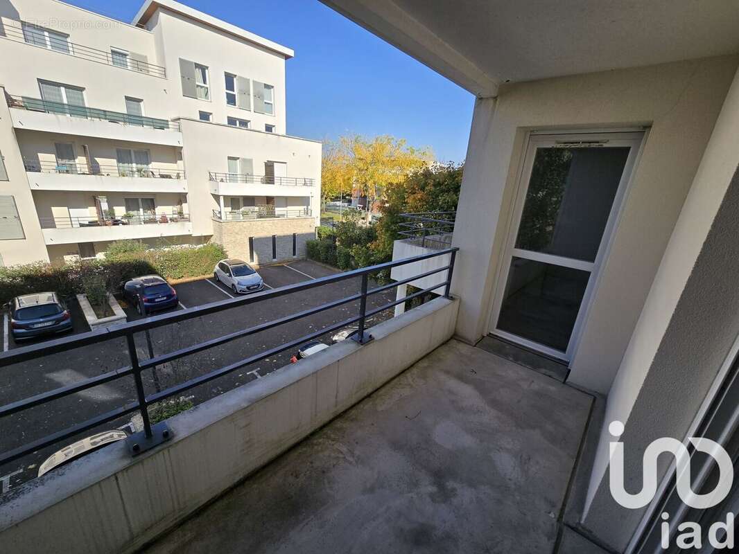 Photo 9 - Appartement à LIEUSAINT