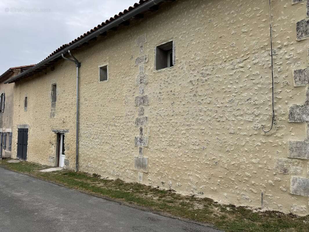 Maison à RIBERAC
