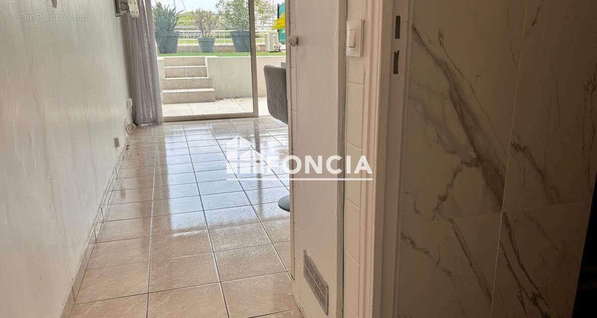 Appartement à VILLENEUVE-LOUBET