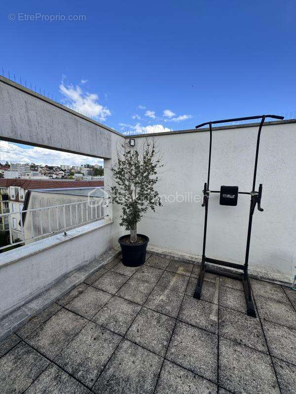Appartement à CHAMPIGNY-SUR-MARNE
