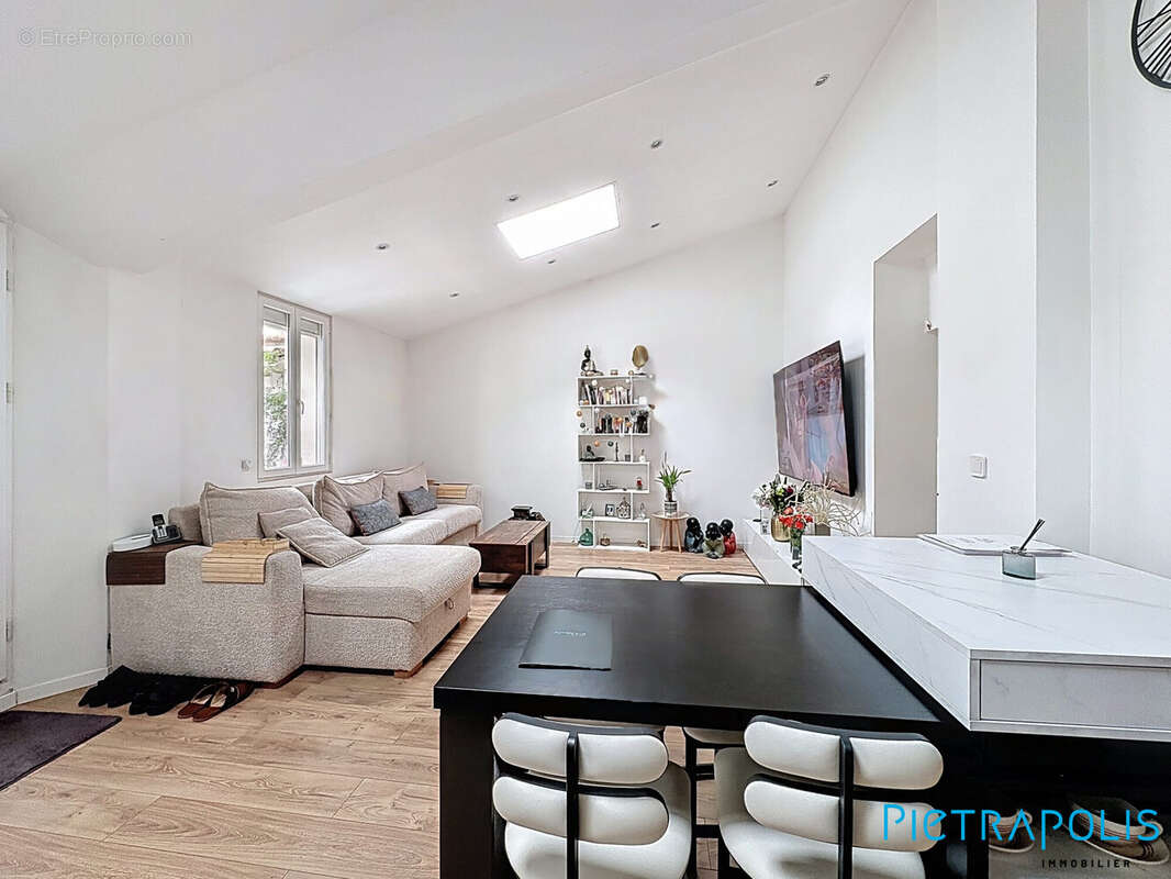 Appartement 71 m² à Sete  - photo 3