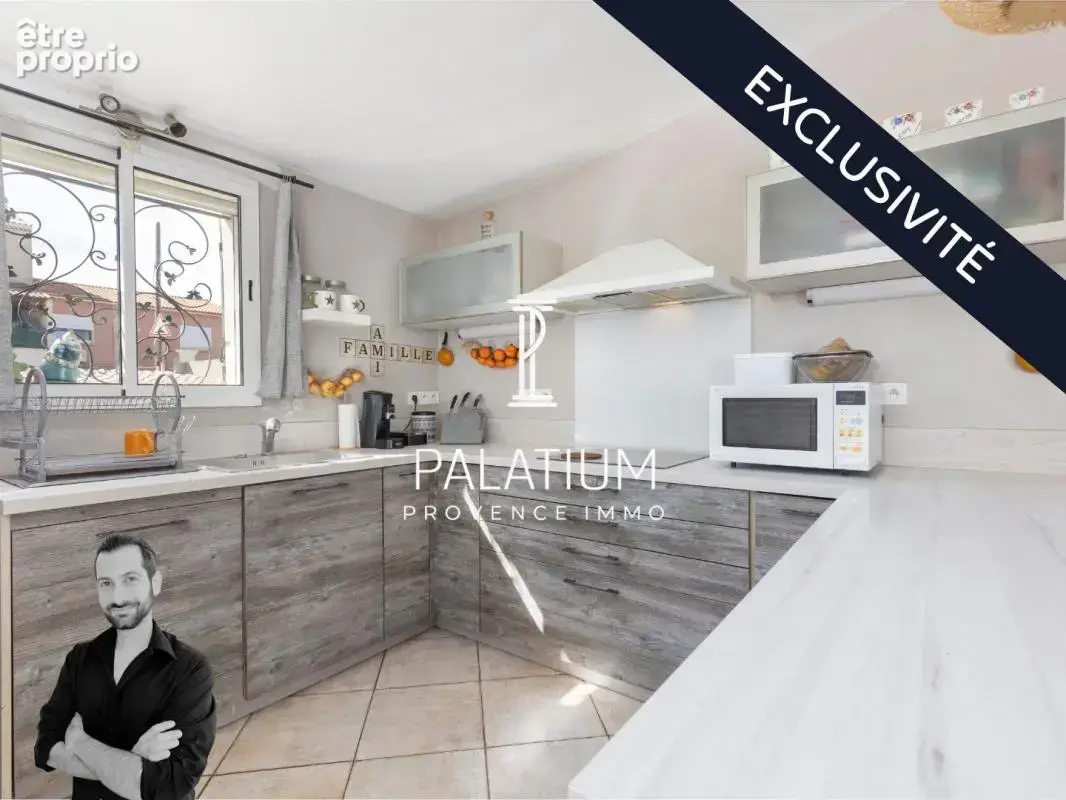 Maison Plain-Pied avec Piscine et Jardin - Potentiel unique ( T4 + T2 ) - photo 2