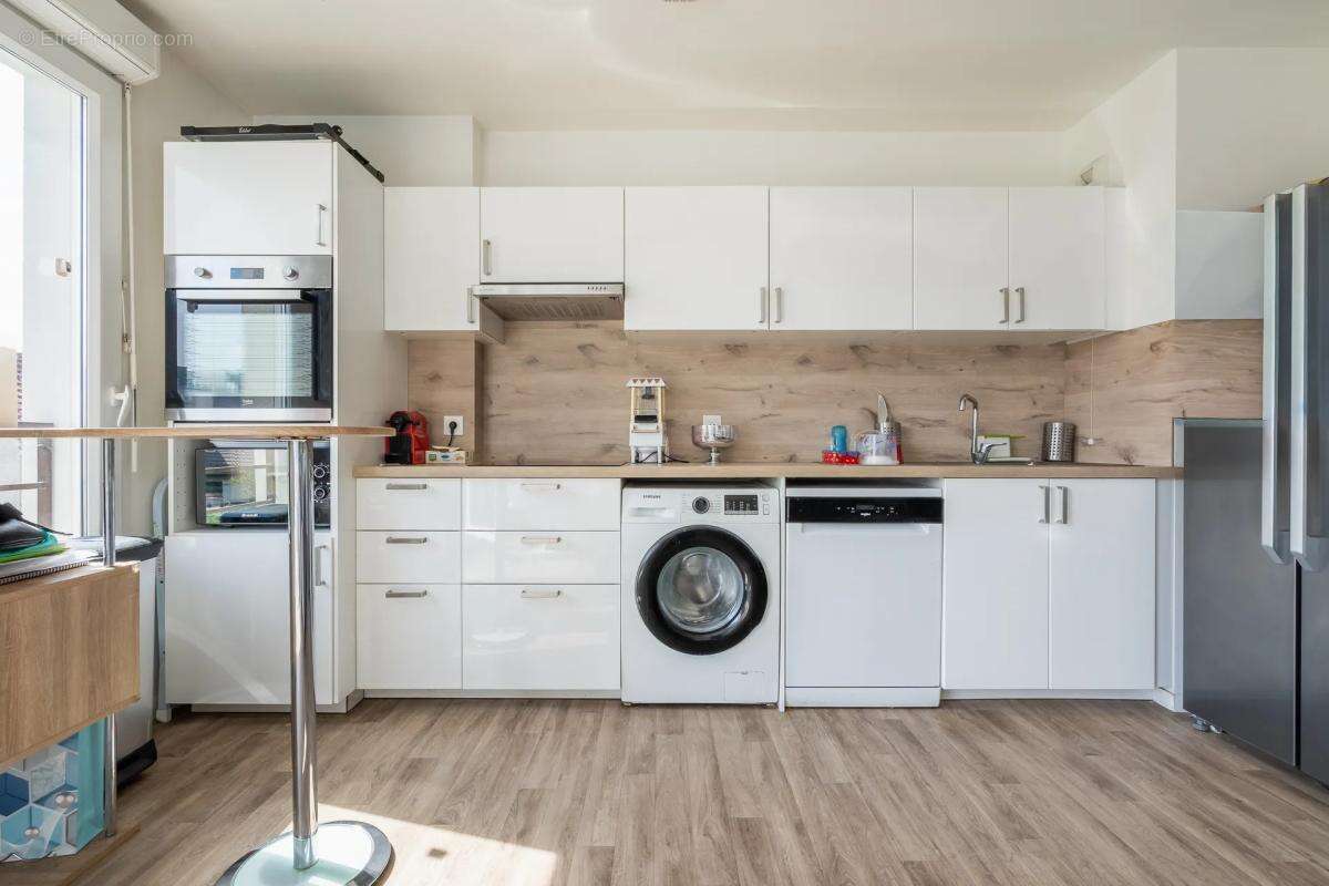 Appartement à ROSNY-SOUS-BOIS