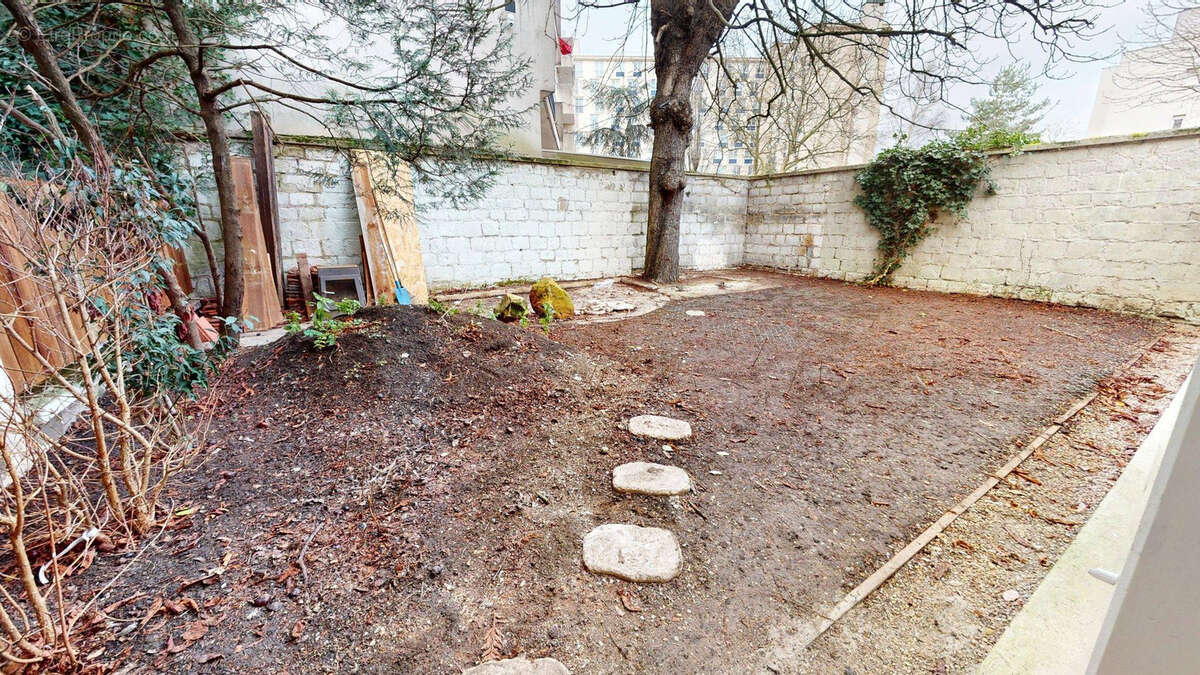 Appartement à LE BOURGET