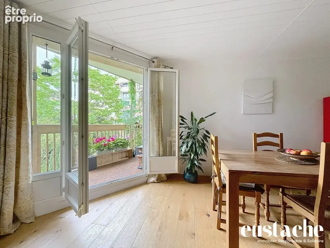 Appartement 4 pièces 101 m² à vendre à Pantin (93500) - photo 3