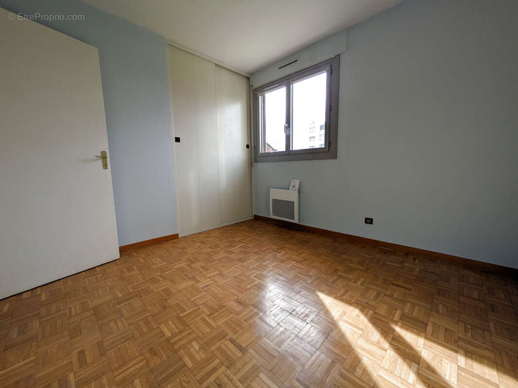 Appartement à PONT-SAINT-ESPRIT