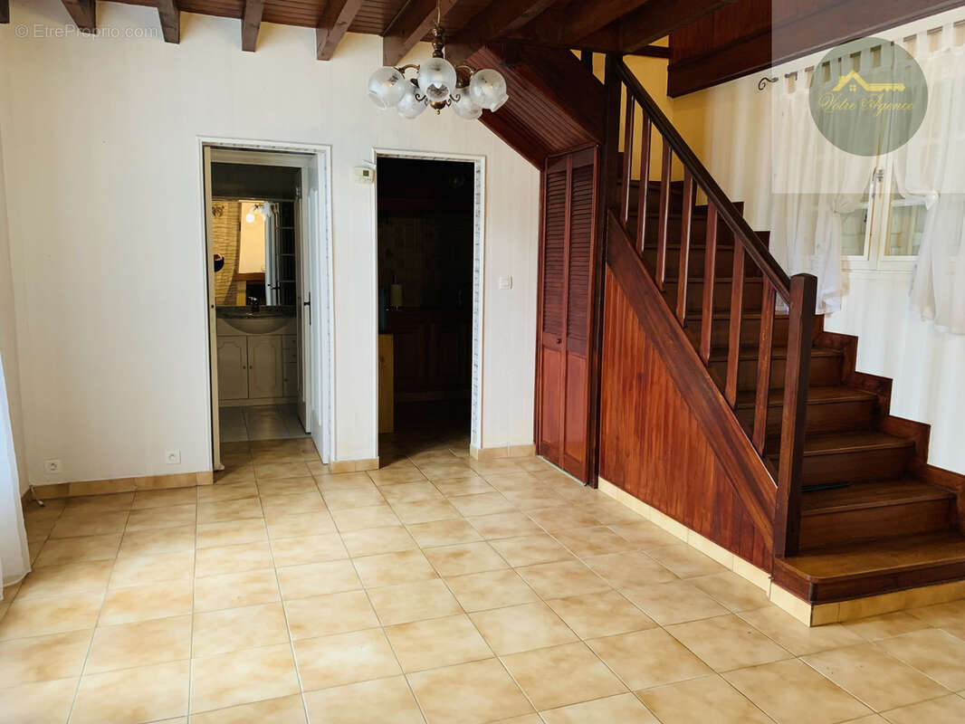 Maison à CHEROY