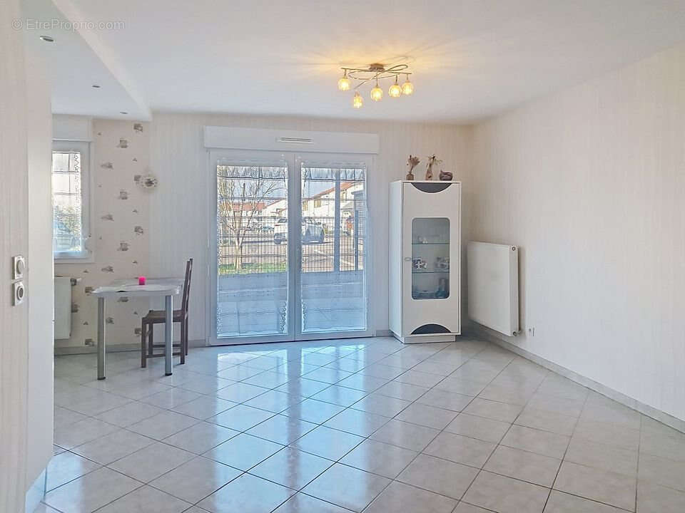 Appartement à GUENANGE