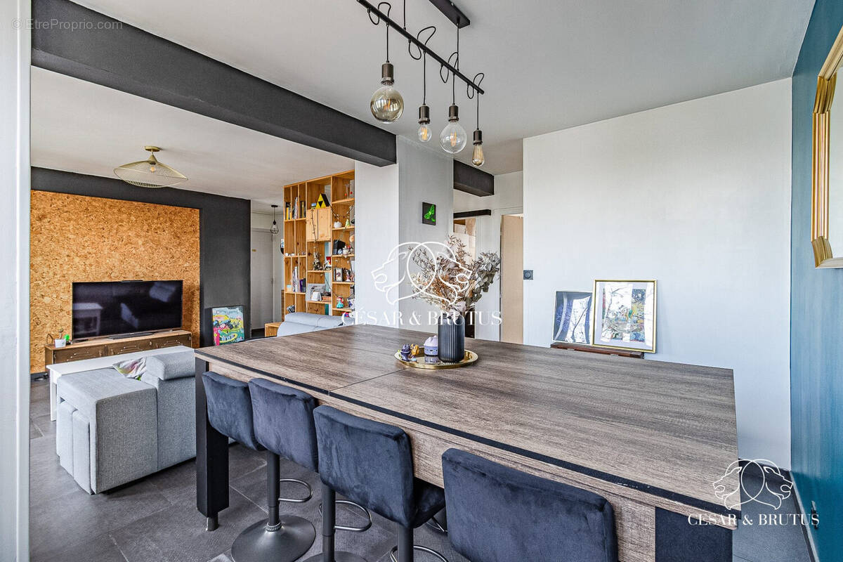 Appartement à VENISSIEUX