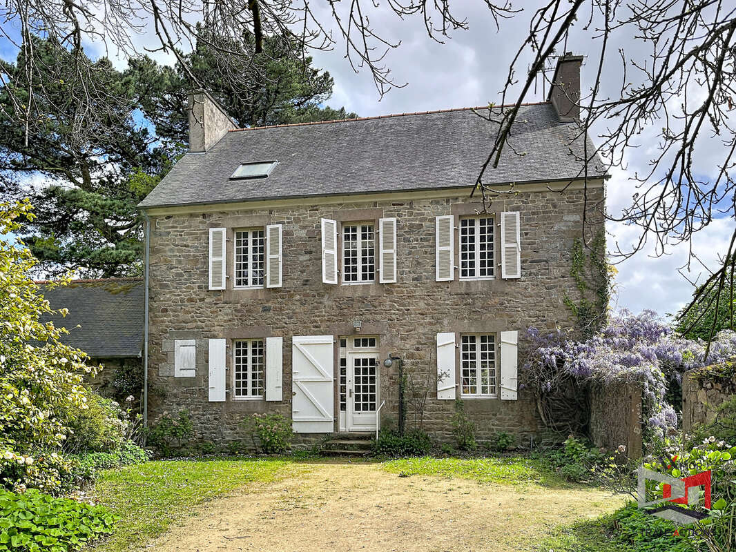 Maison à LEZARDRIEUX