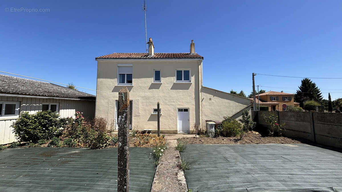 Maison à vendre T5 à 20 minutes de Cholet et Chemillé - photo 8