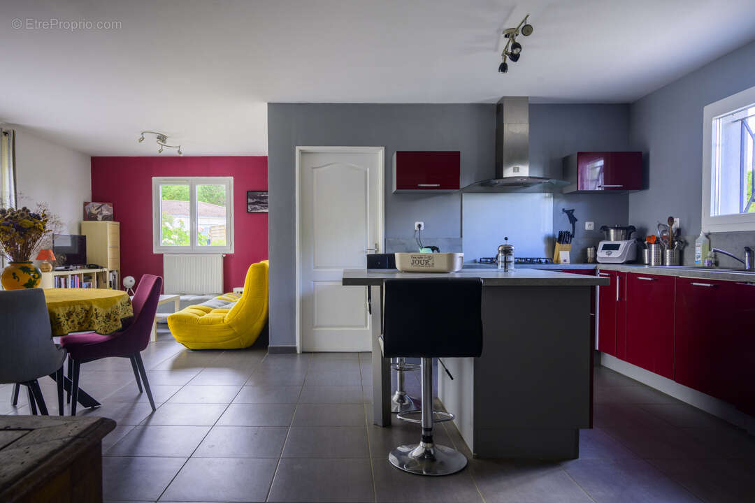 Maison à ROAILLAN