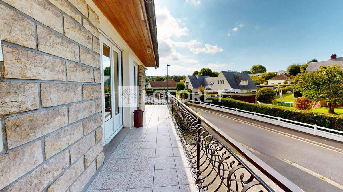 Maison à FONTAINE-LA-MALLET