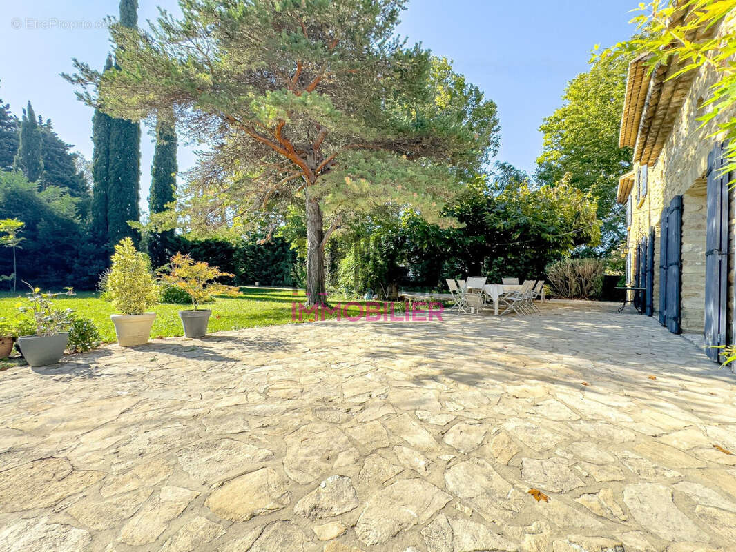 Maison à SARRIANS