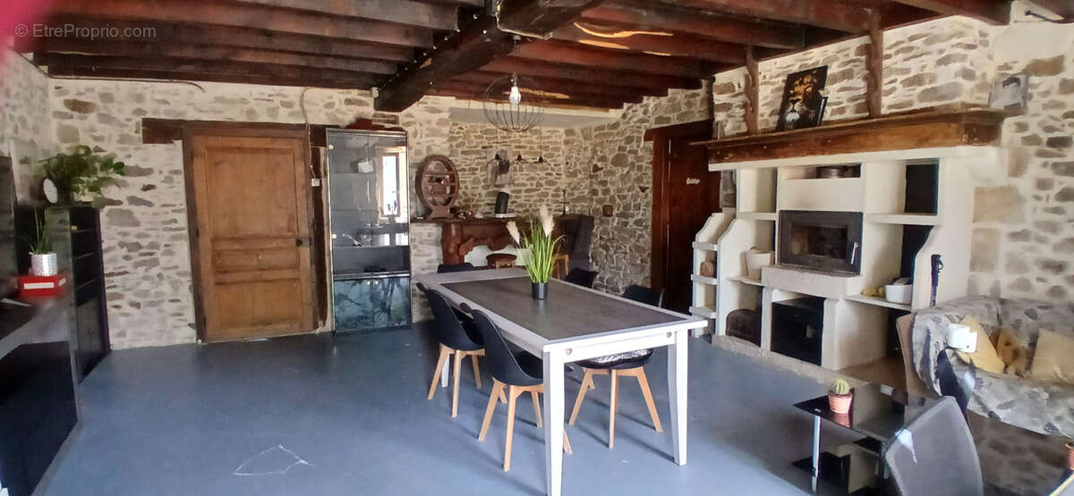 Maison pierres avec terrain - photo 8