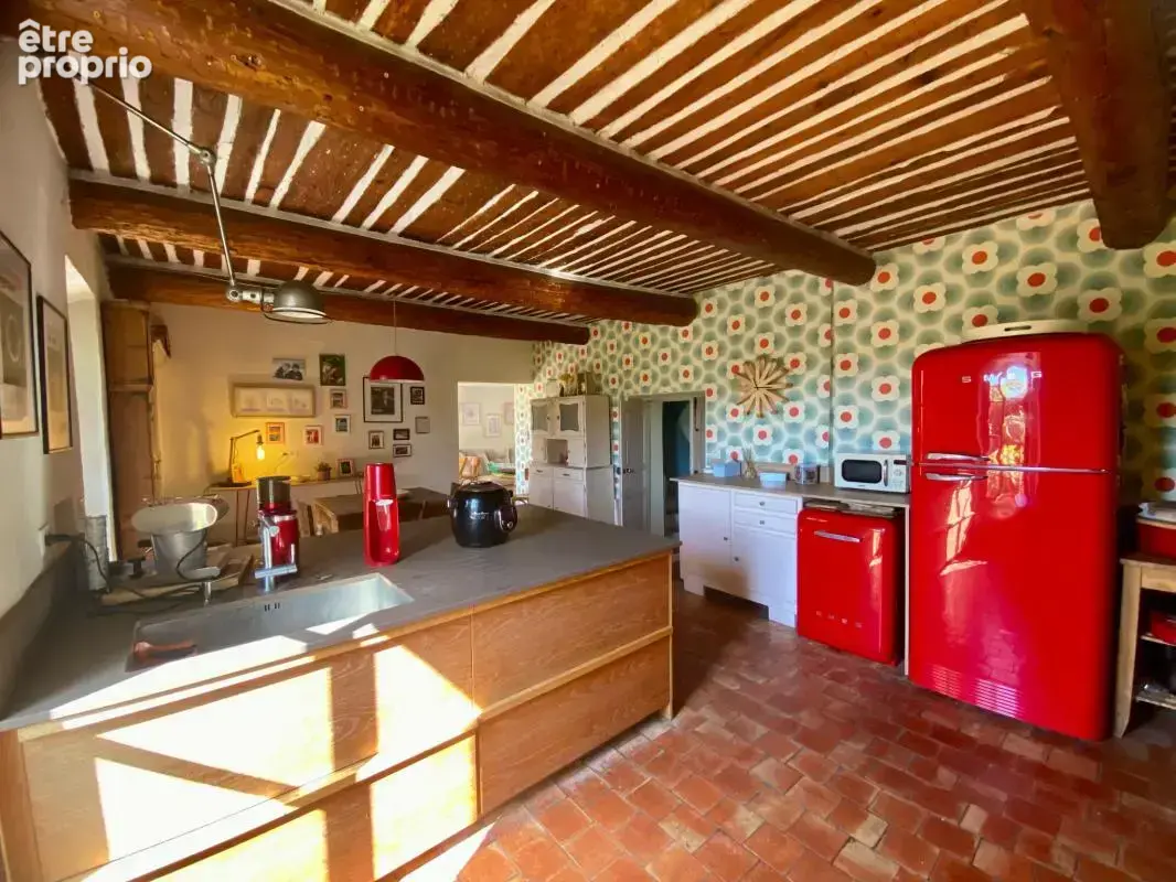 Pélissanne Maison de ville 8 pièces 220m2 - photo 4
