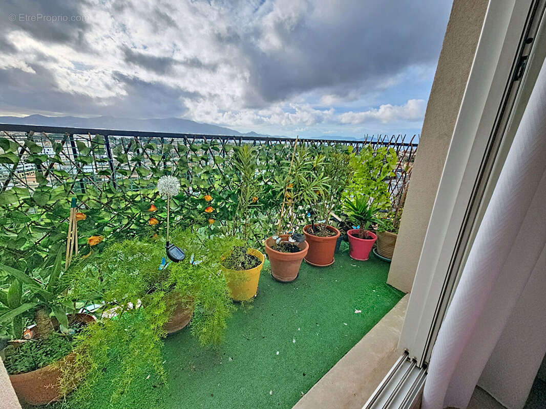 Appartement à MARSEILLE-12E