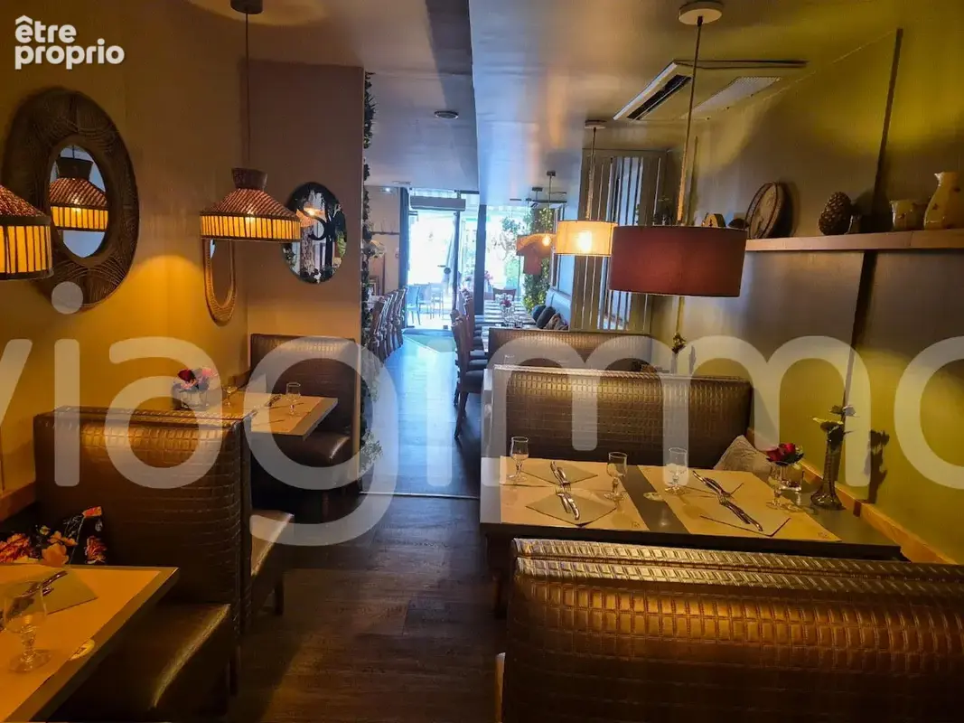 Local commercial  268 m2 - photo 4
