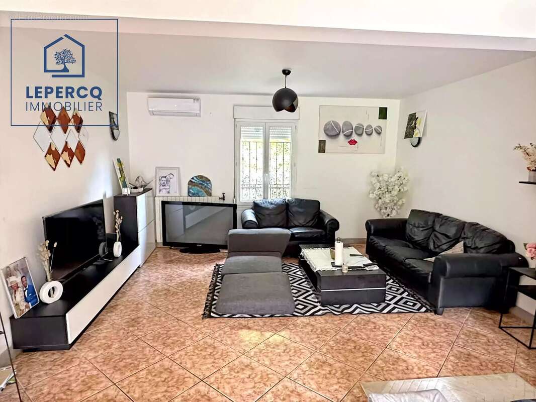 Maison à PIERREFONDS