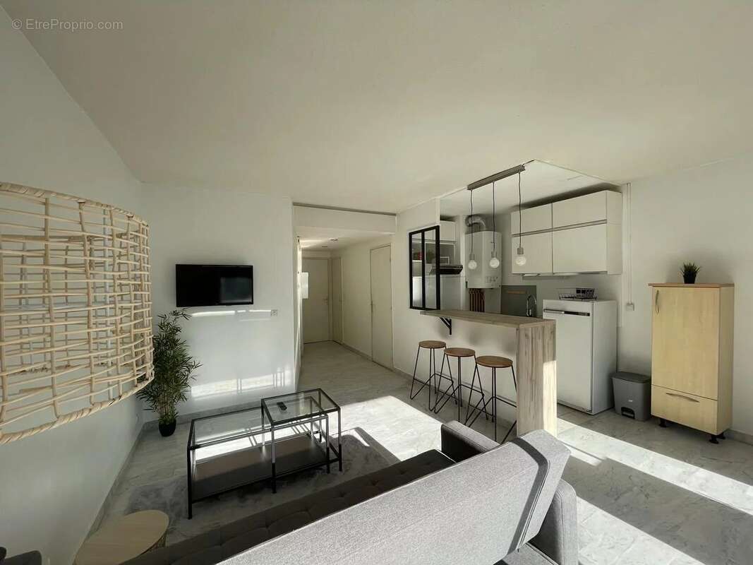 Appartement à LE CANNET