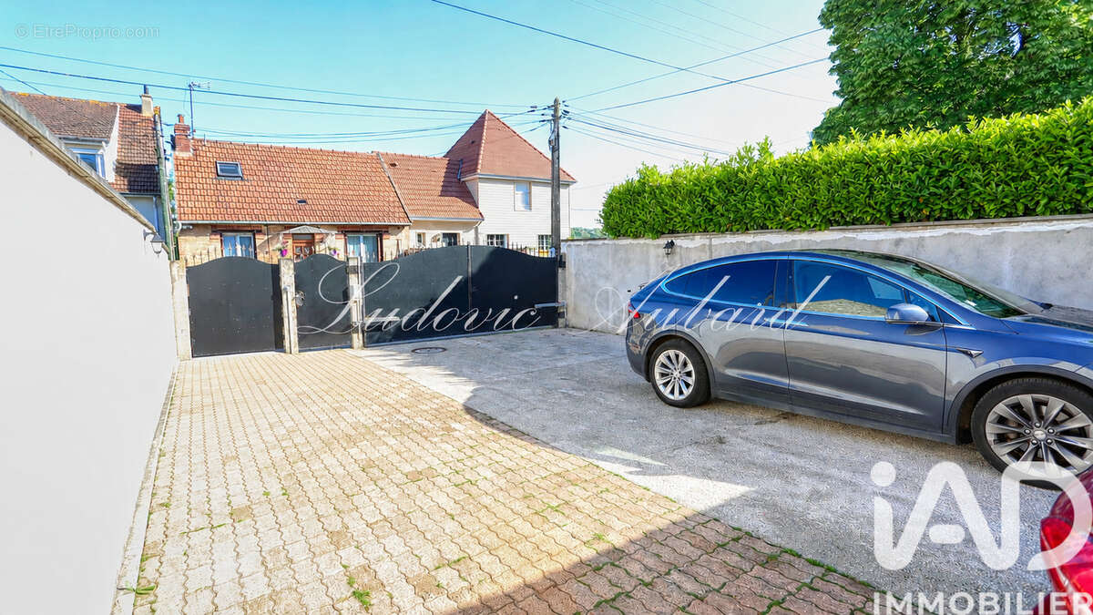 Photo 2 - Maison à SAINT-OUEN-L'AUMONE