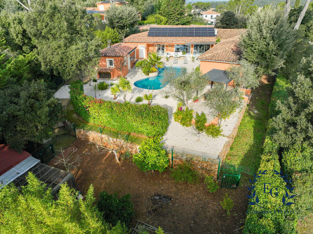 Maison à FLASSANS-SUR-ISSOLE