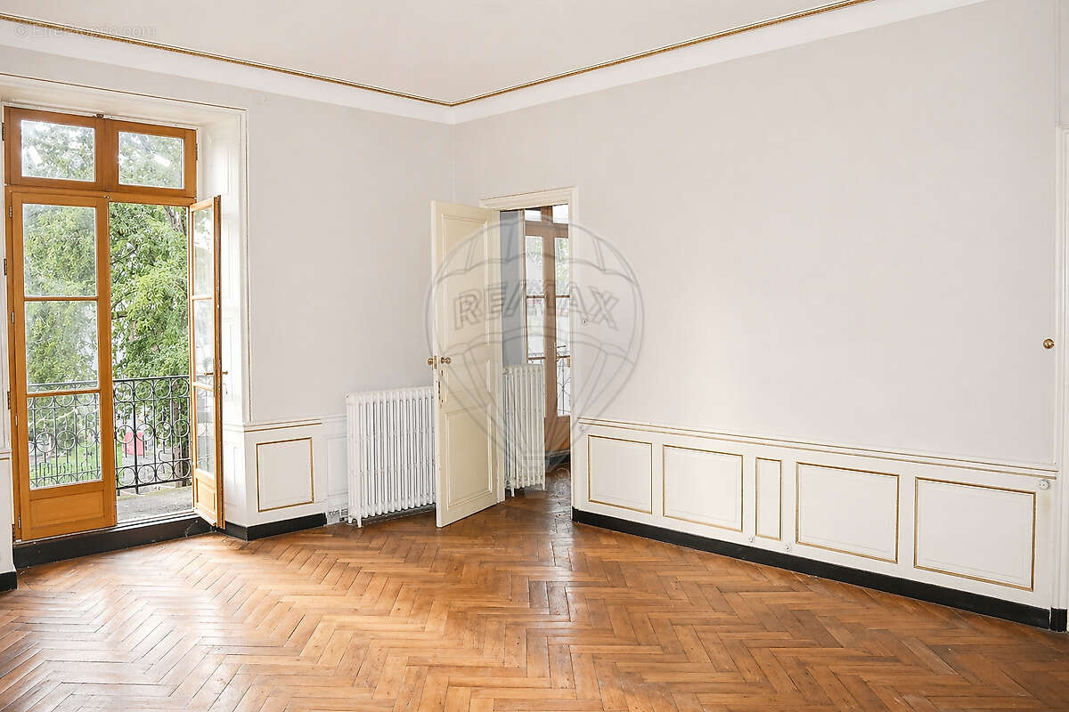 Appartement à THIERS