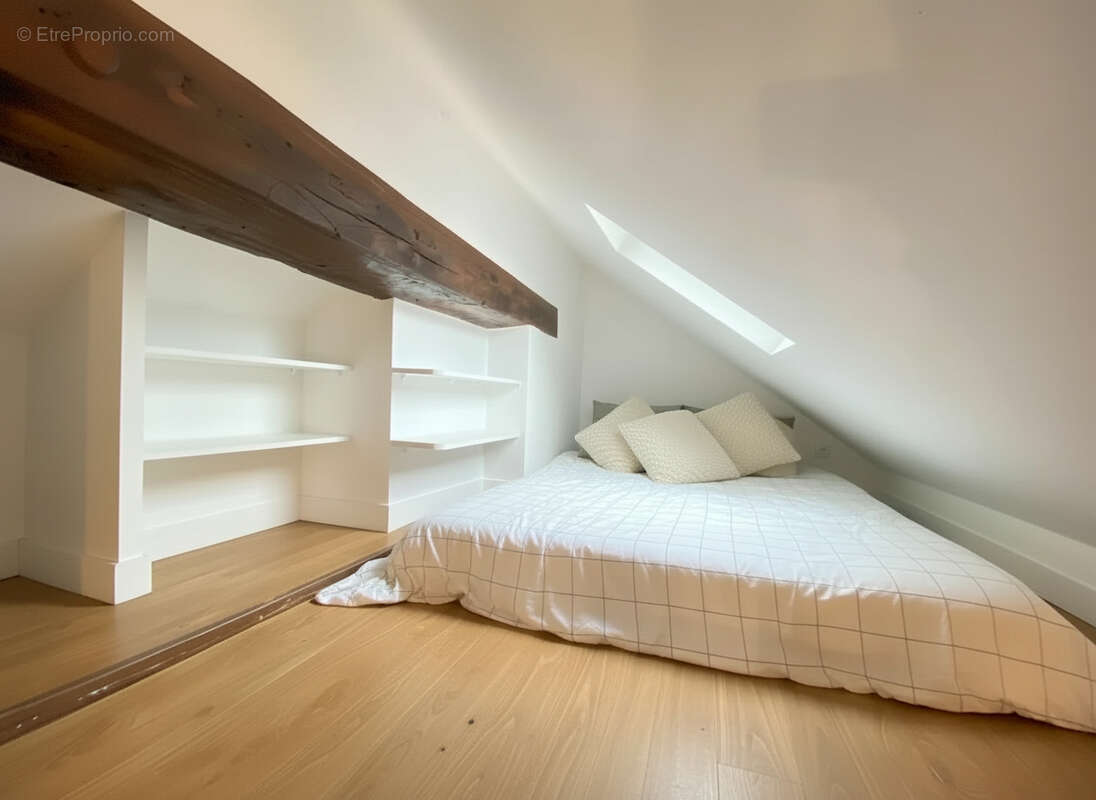 Appartement à PARIS-19E