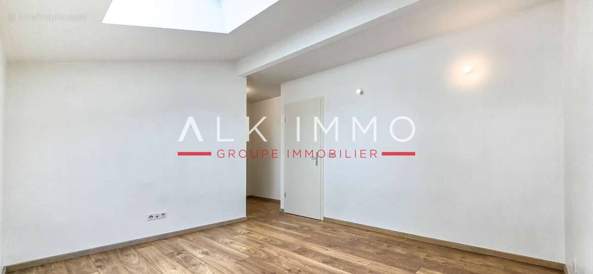 Appartement T5 - 106 m2 - photo 3