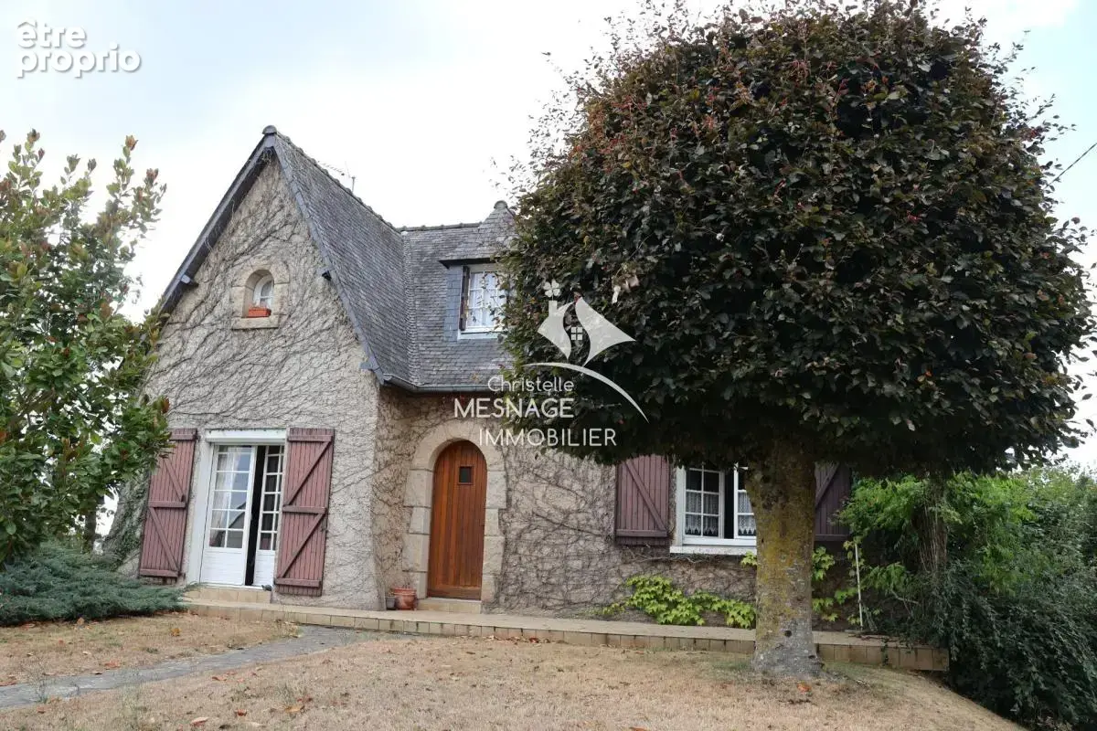 Maison à LANVALLAY