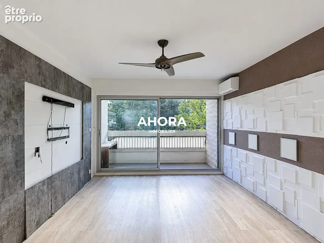 Appartement à MARSEILLE-9E